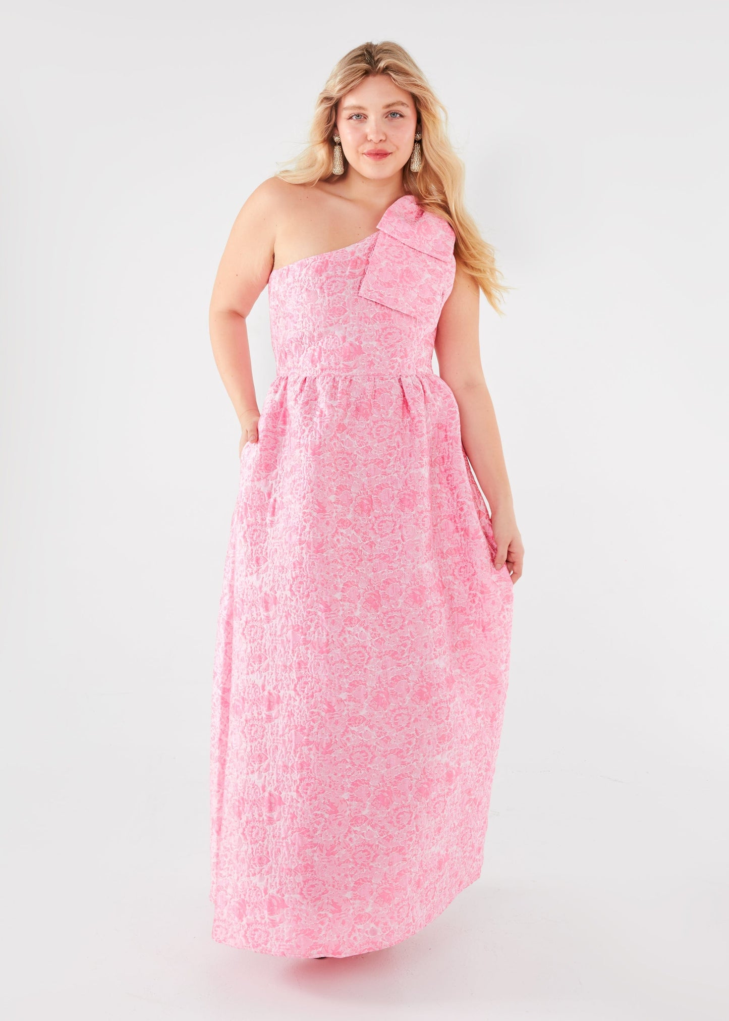 Robe Caroline en jacquard rose à bulles