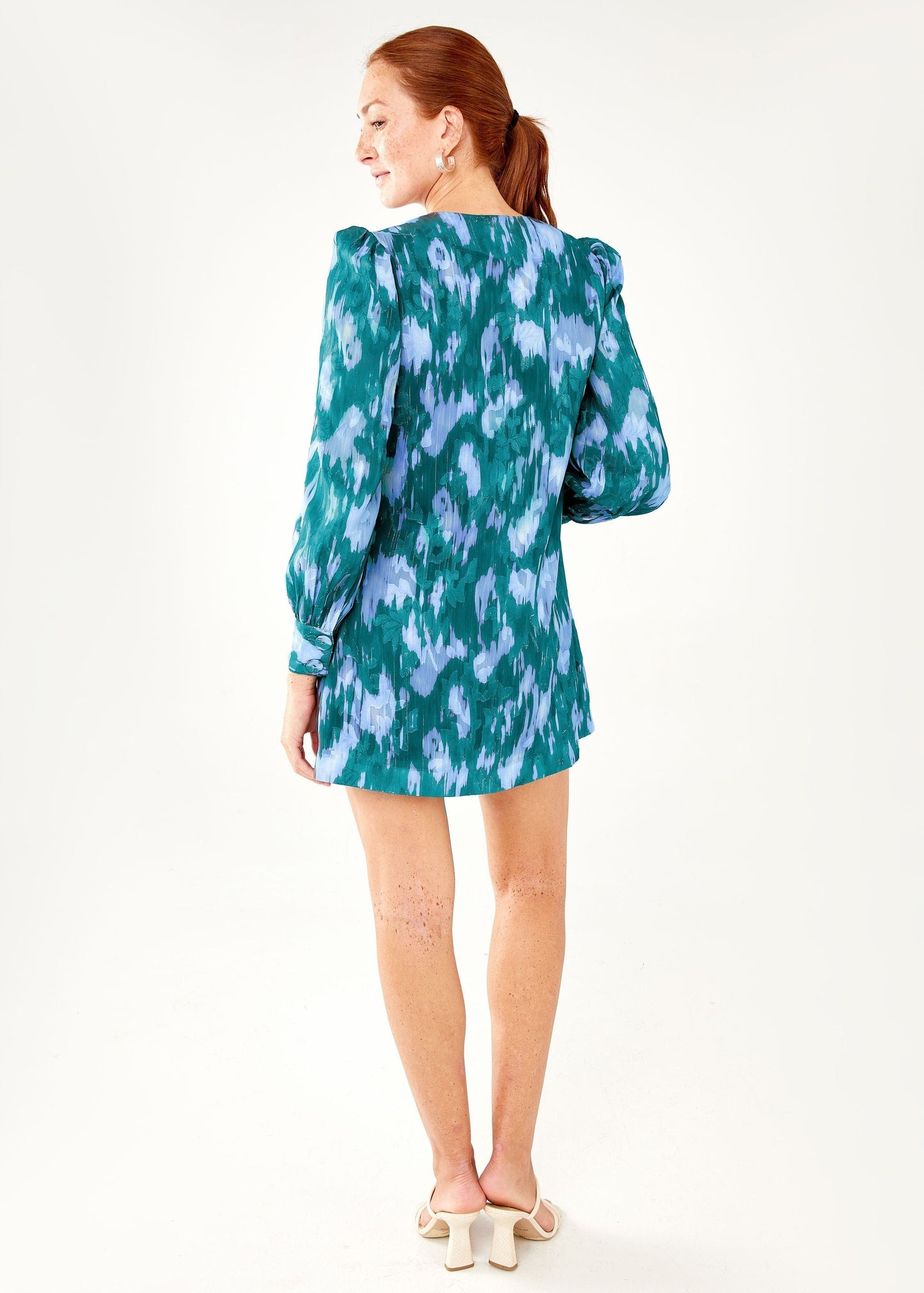 Robe Ellen en mousseline de soie ikat bleu sarcelle