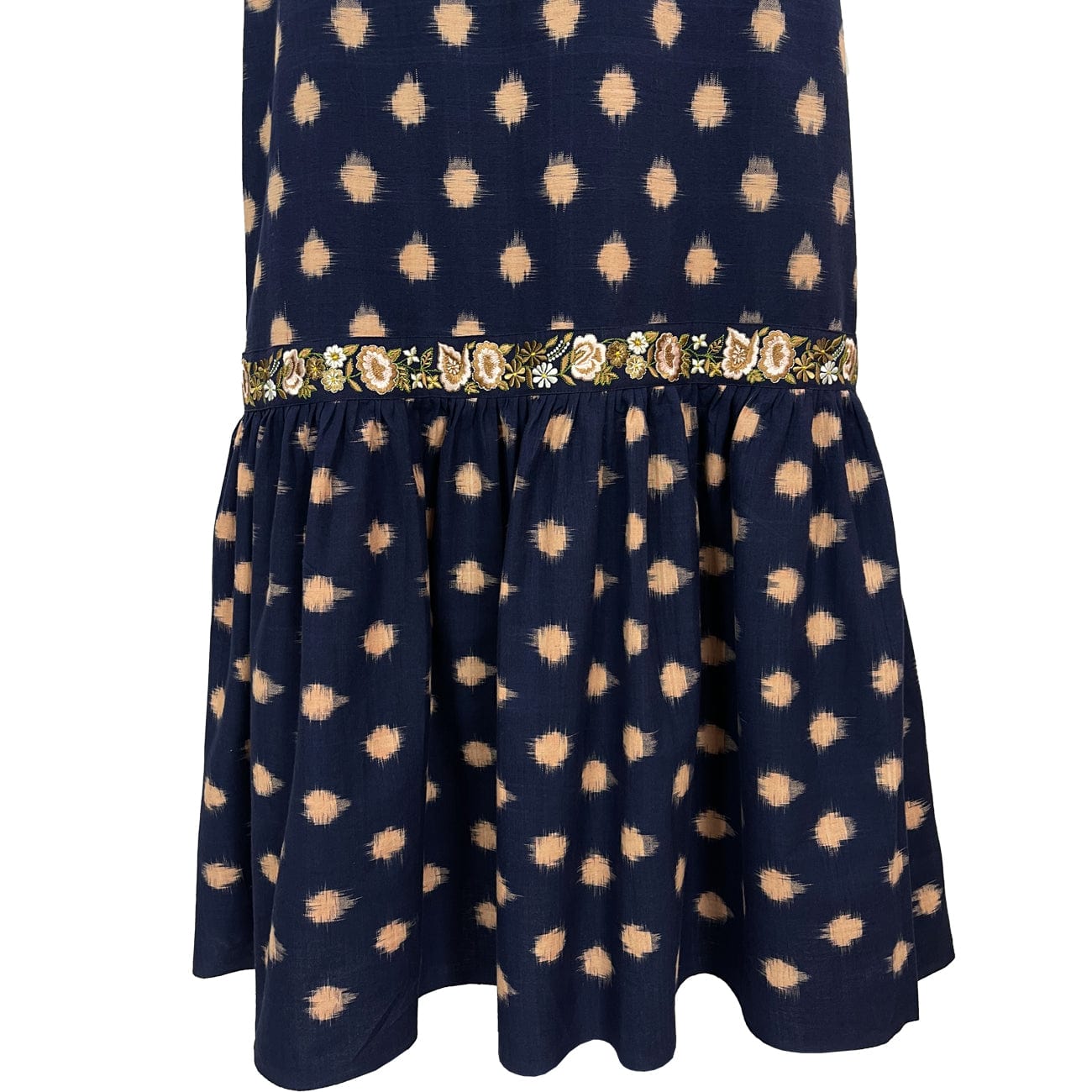 Robe à pois fleuris
