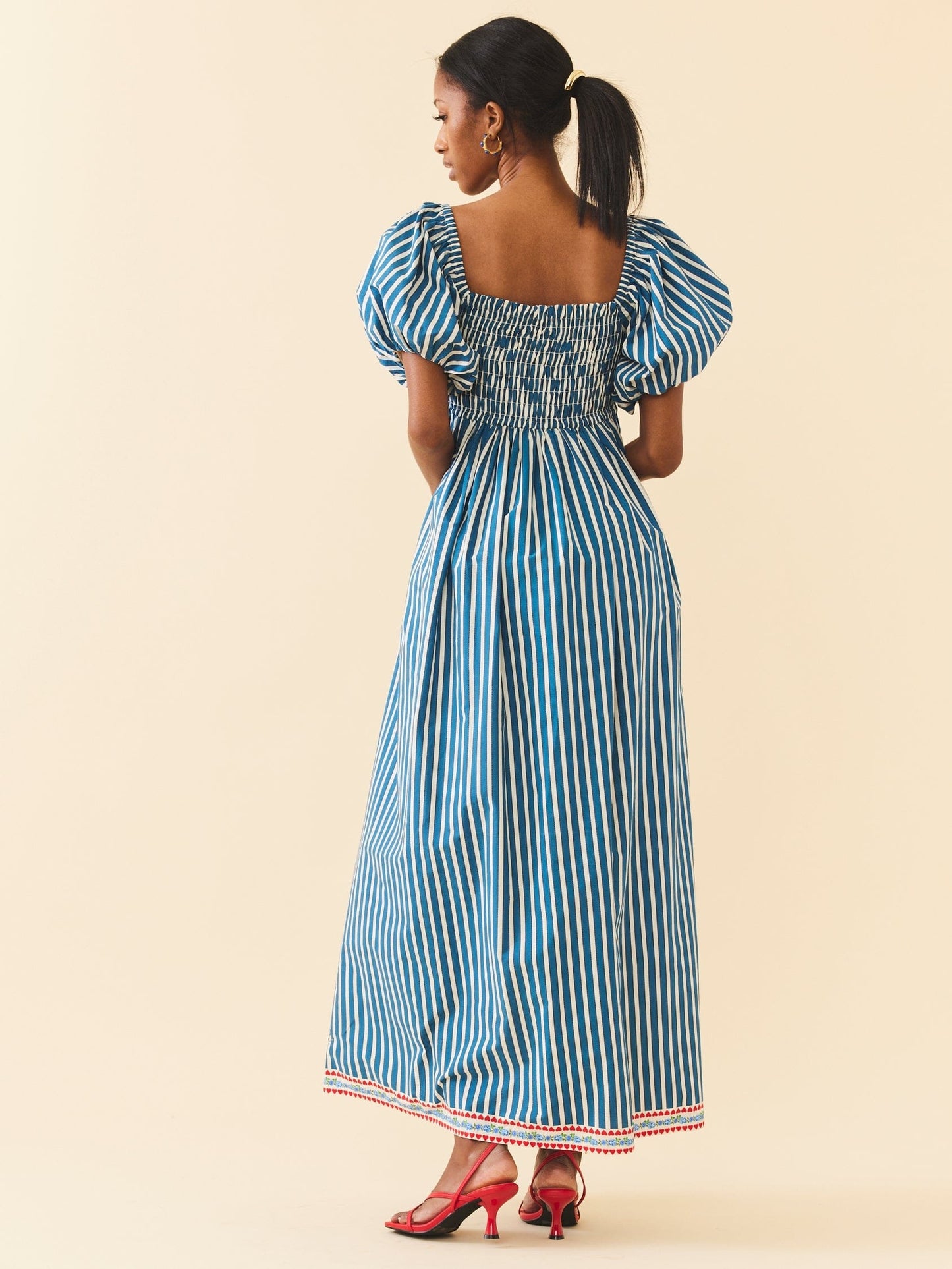 Robe Aurora