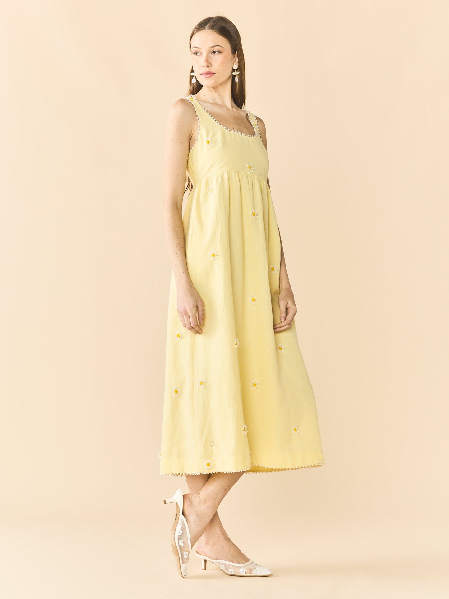 Robe Emily