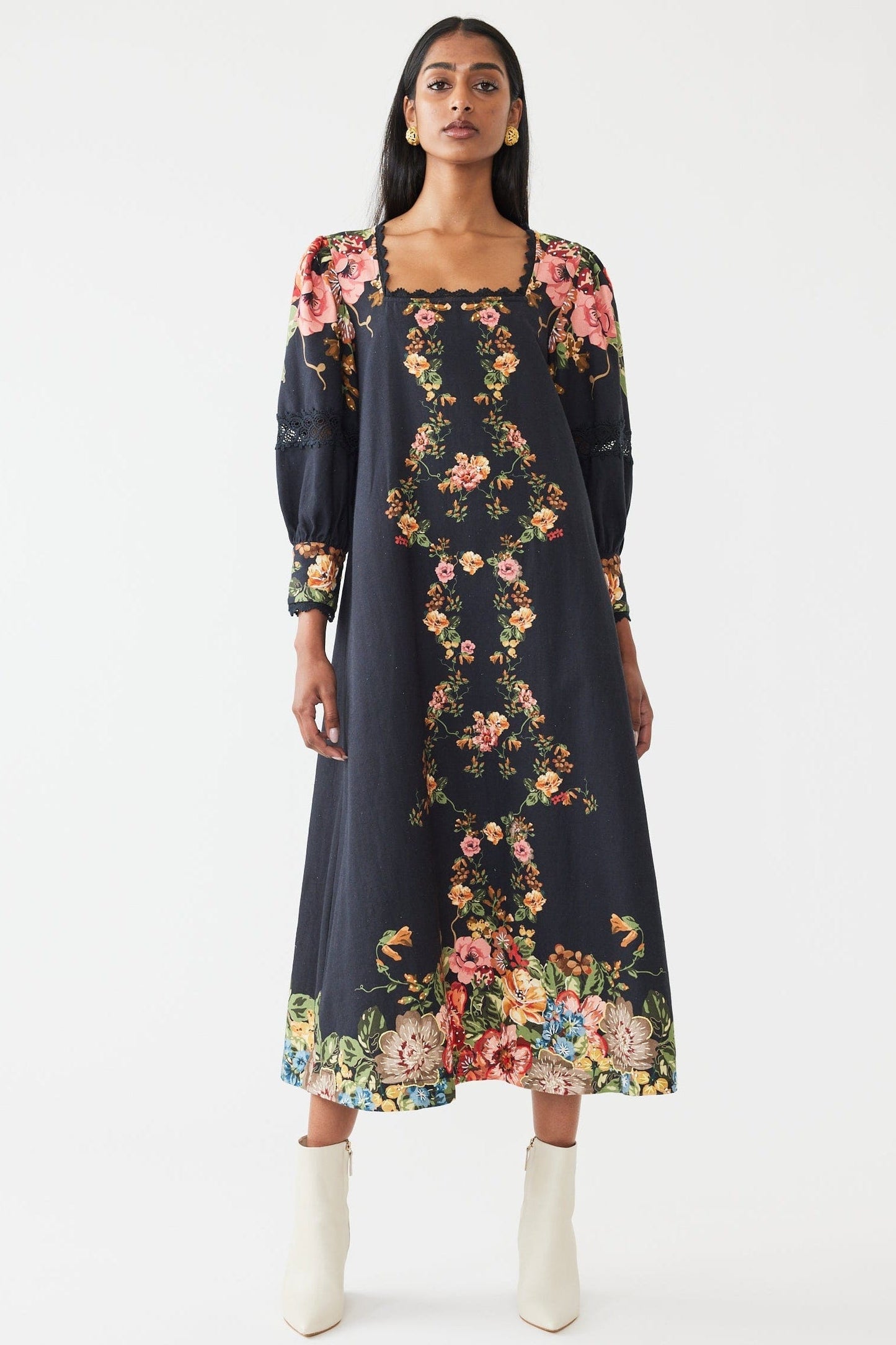 Robe Tara