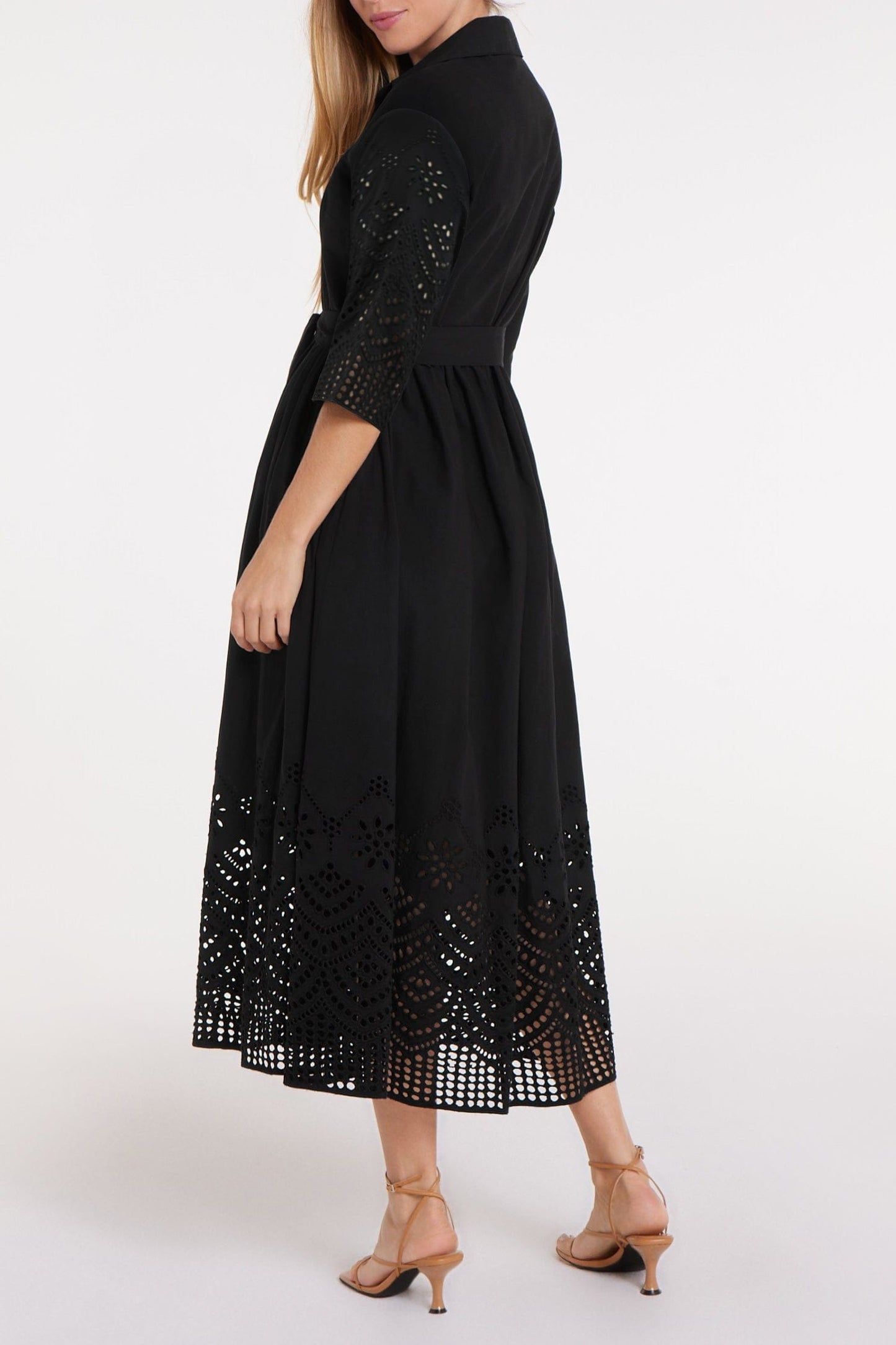 Robe Francesca en œillets noirs