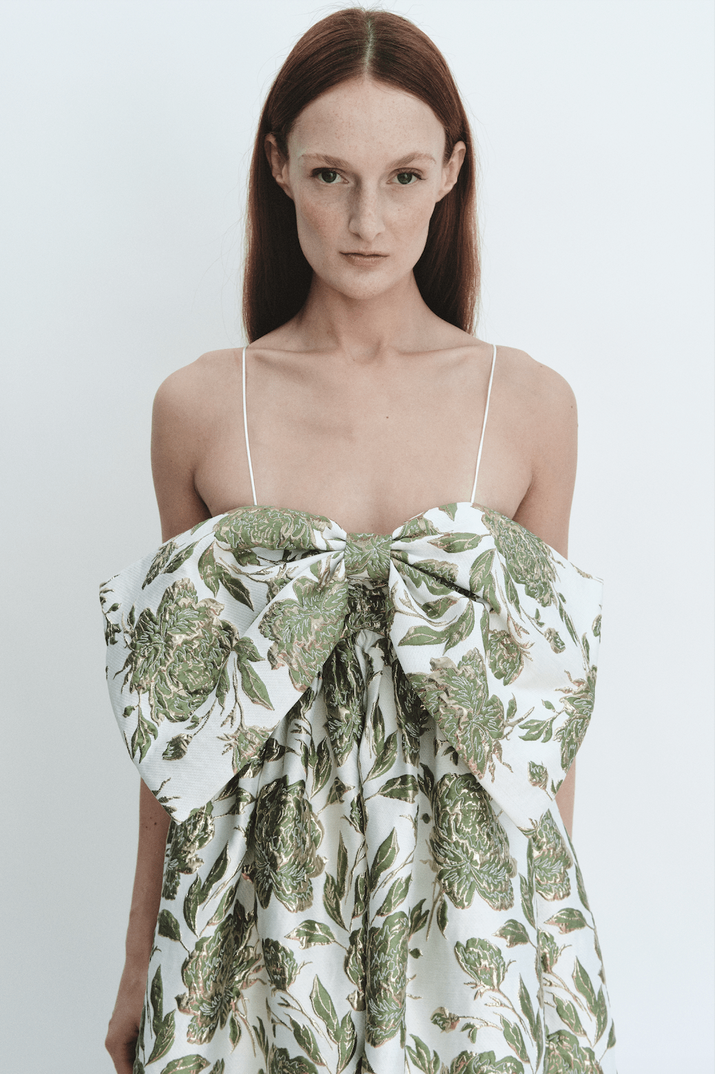 Robe à nœud en brocart émeraude