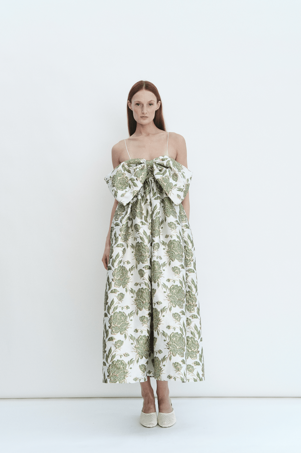 Robe à nœud en brocart émeraude