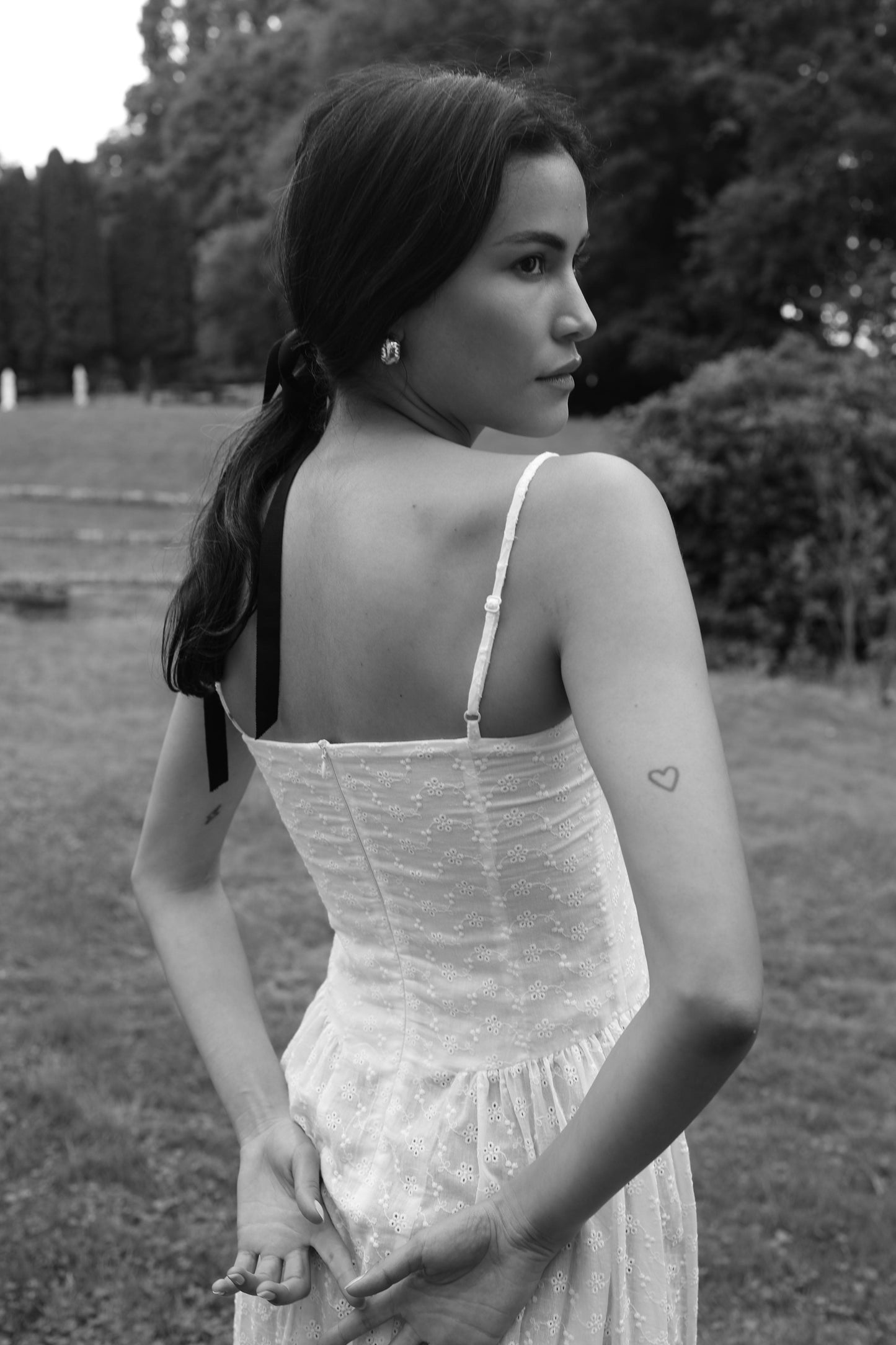 Robe Lou Lou à œillets blancs