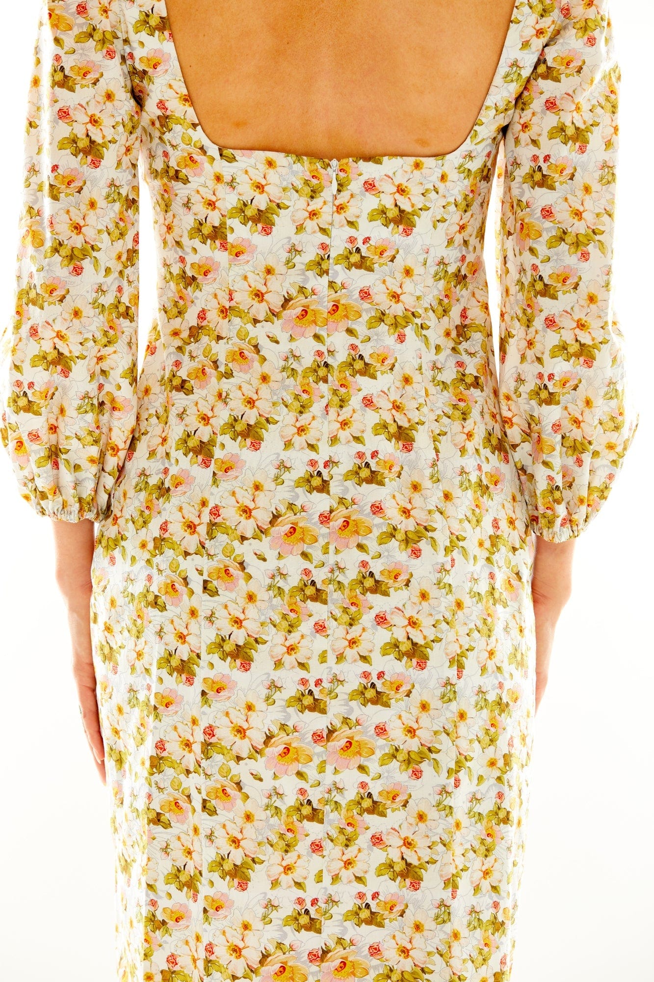 La robe Alexandra à fleurs printanières