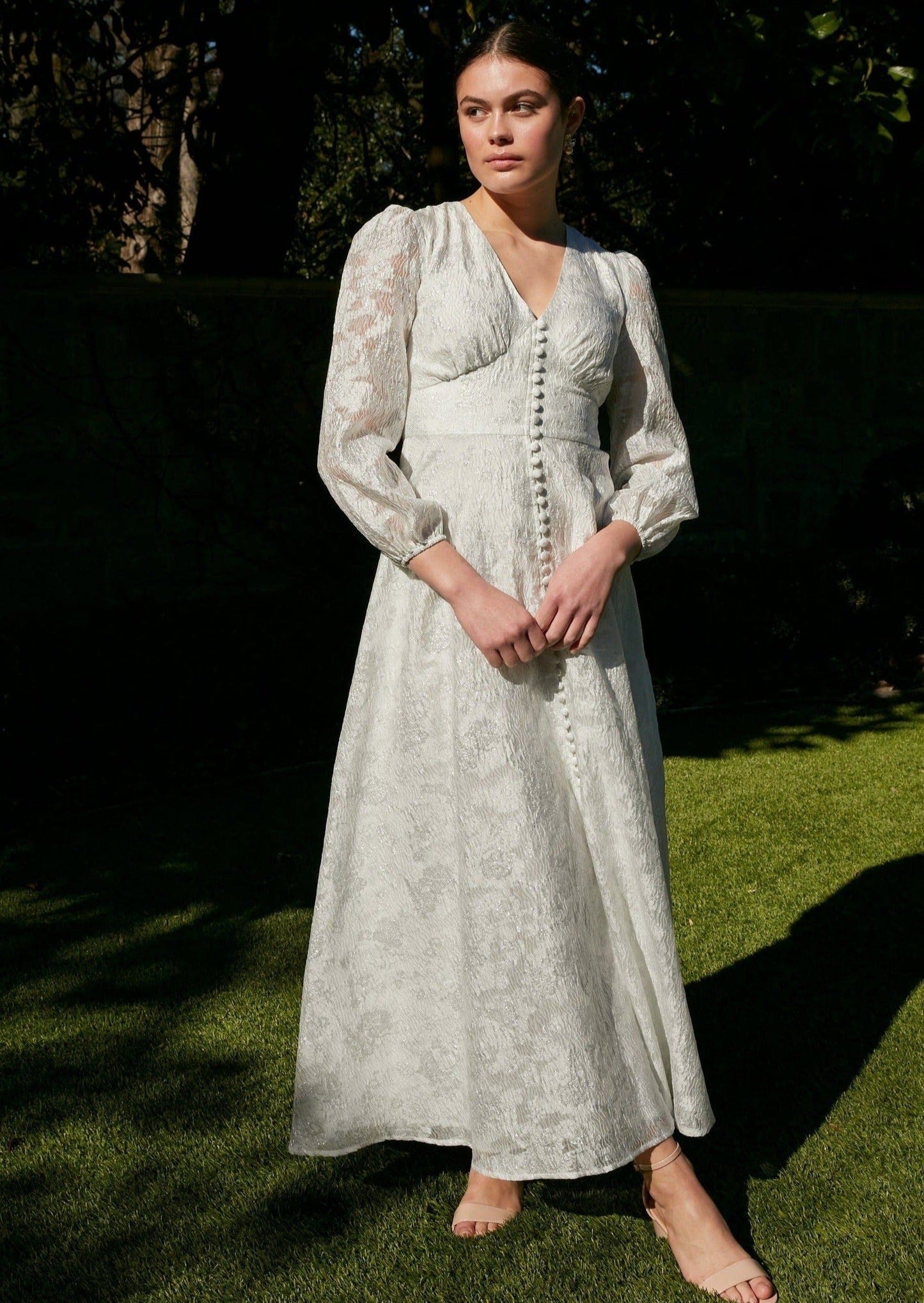 Robe Brooke en organza blanc argenté