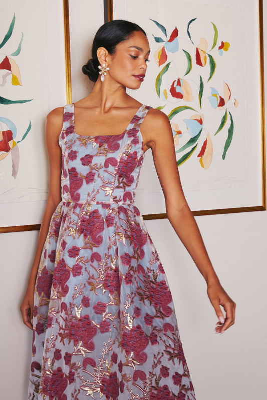 Robe Victoria en organza pétale clair de lune
