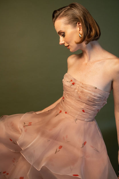 Jolie robe tulipe rose
