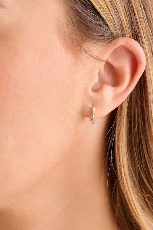 Boucles d'oreilles Huggie Baguette