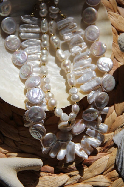 Collier ras du cou en perles et pièces de monnaie Comporta