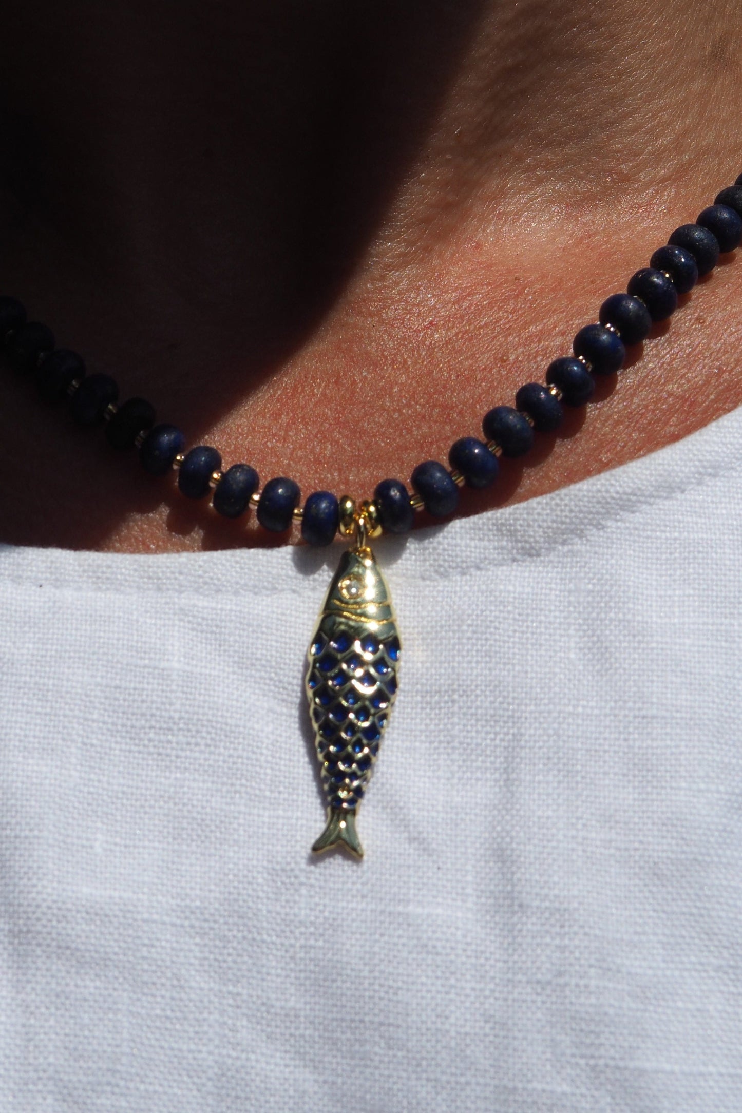 Collier à breloques poisson de Paros