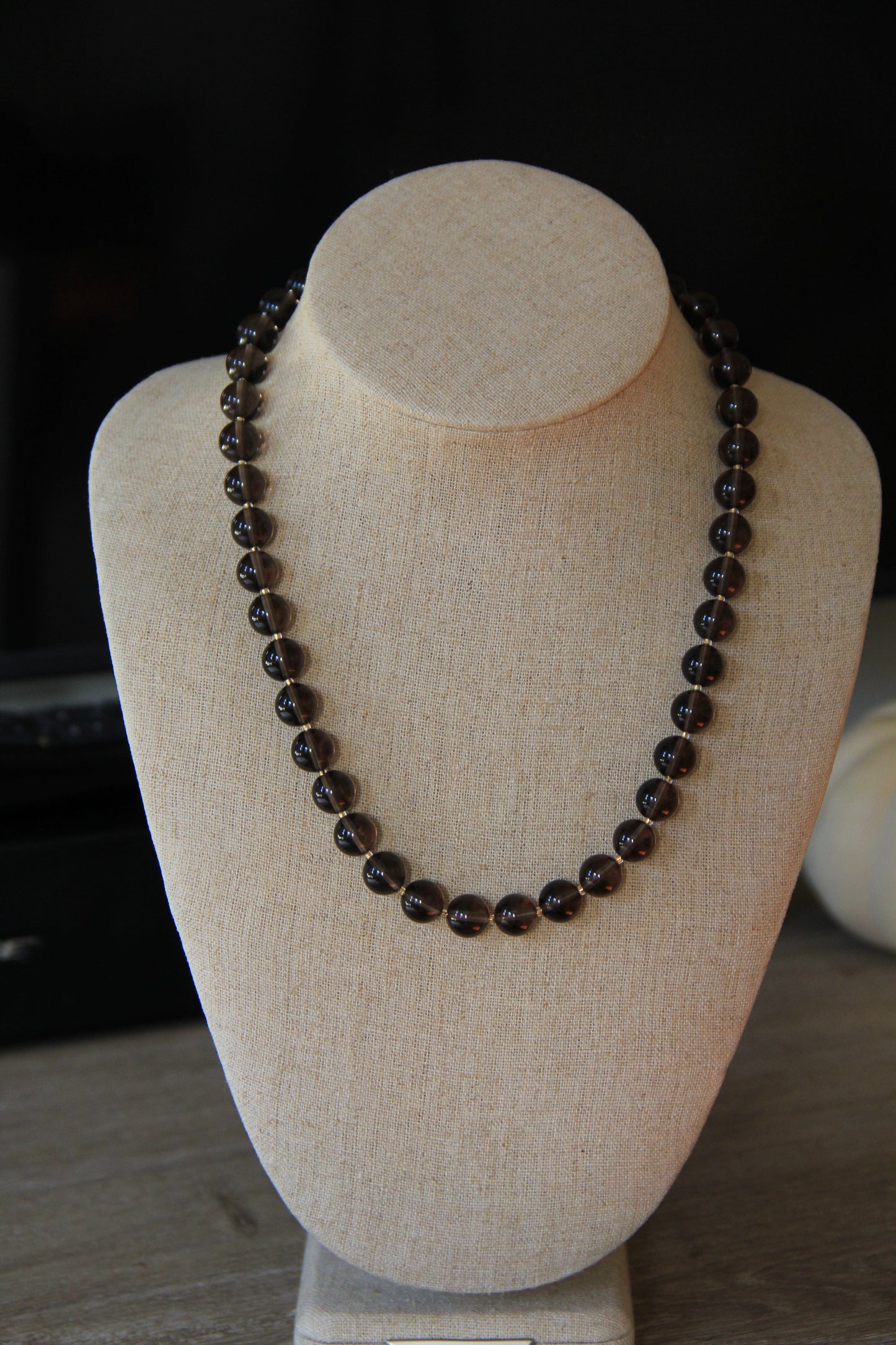 Collier en pin