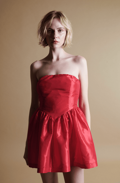 Robe courte Roxanne en rouge cerise