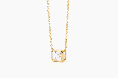 Collier Iris Emerald Bezel - Saphir blanc