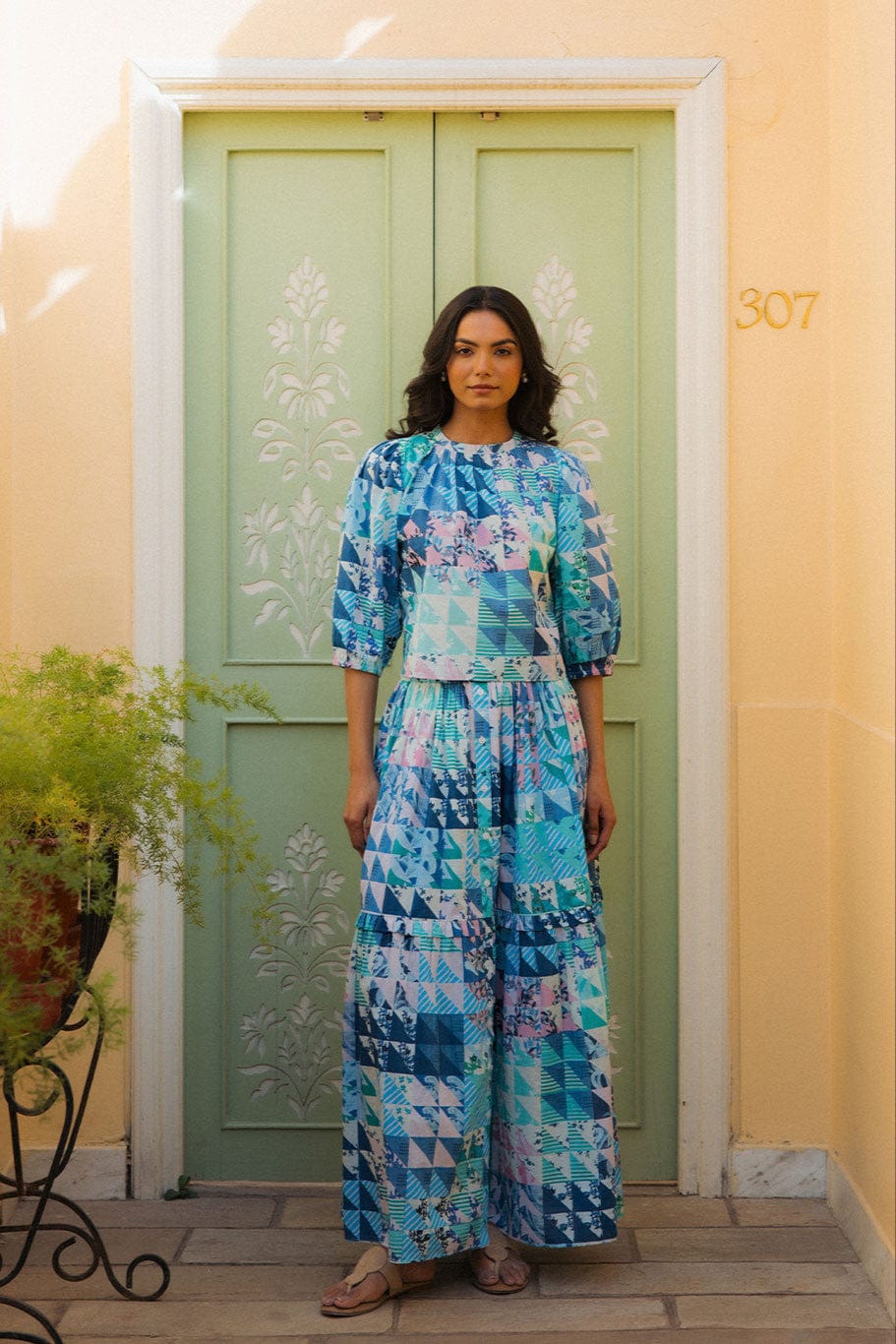 Selected Variant Image