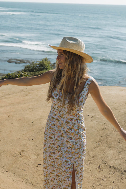 La robe Betsey à fleurs printanières